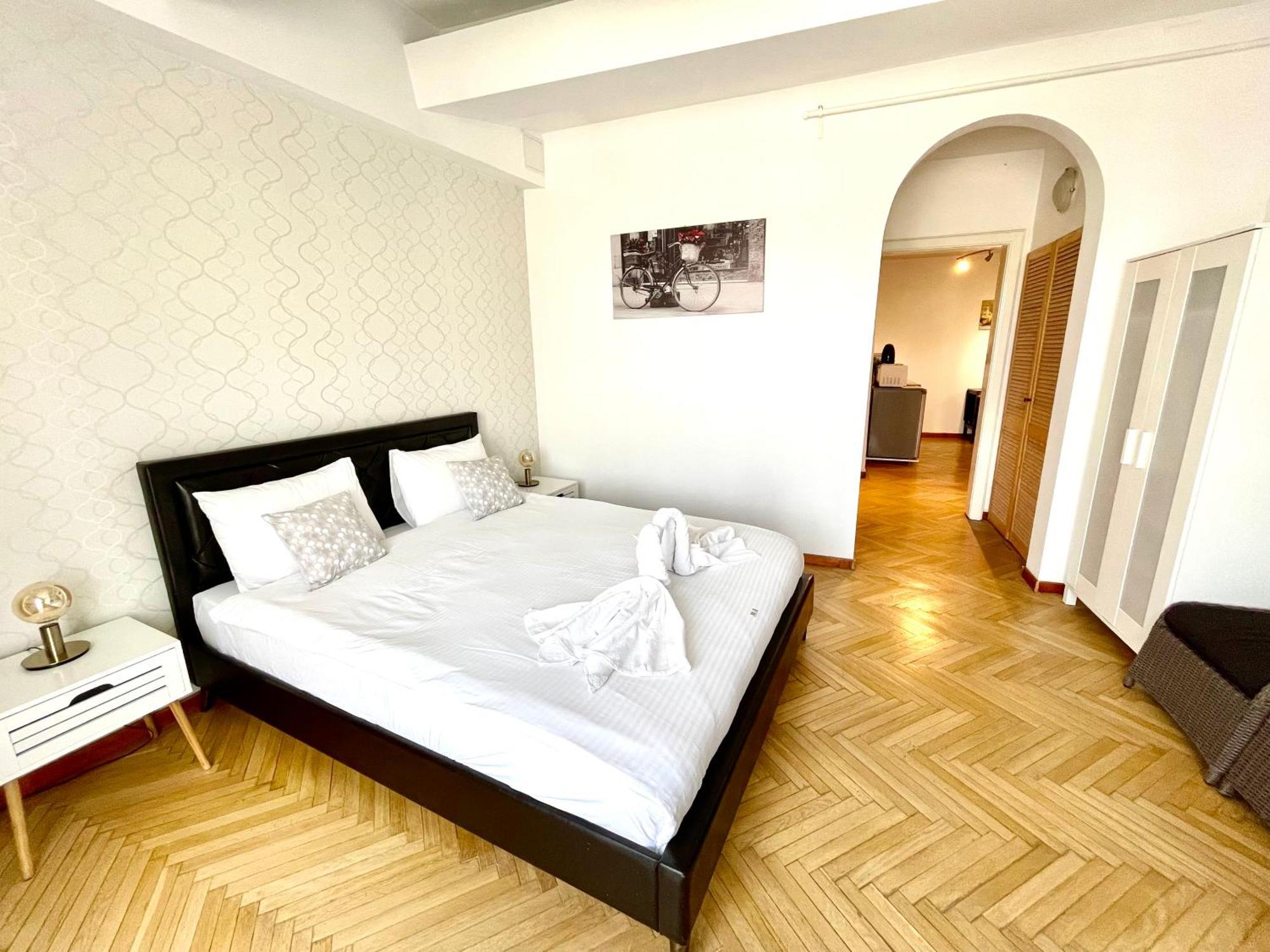 Metropole Apartments - Old City Bukarest Exterior foto
